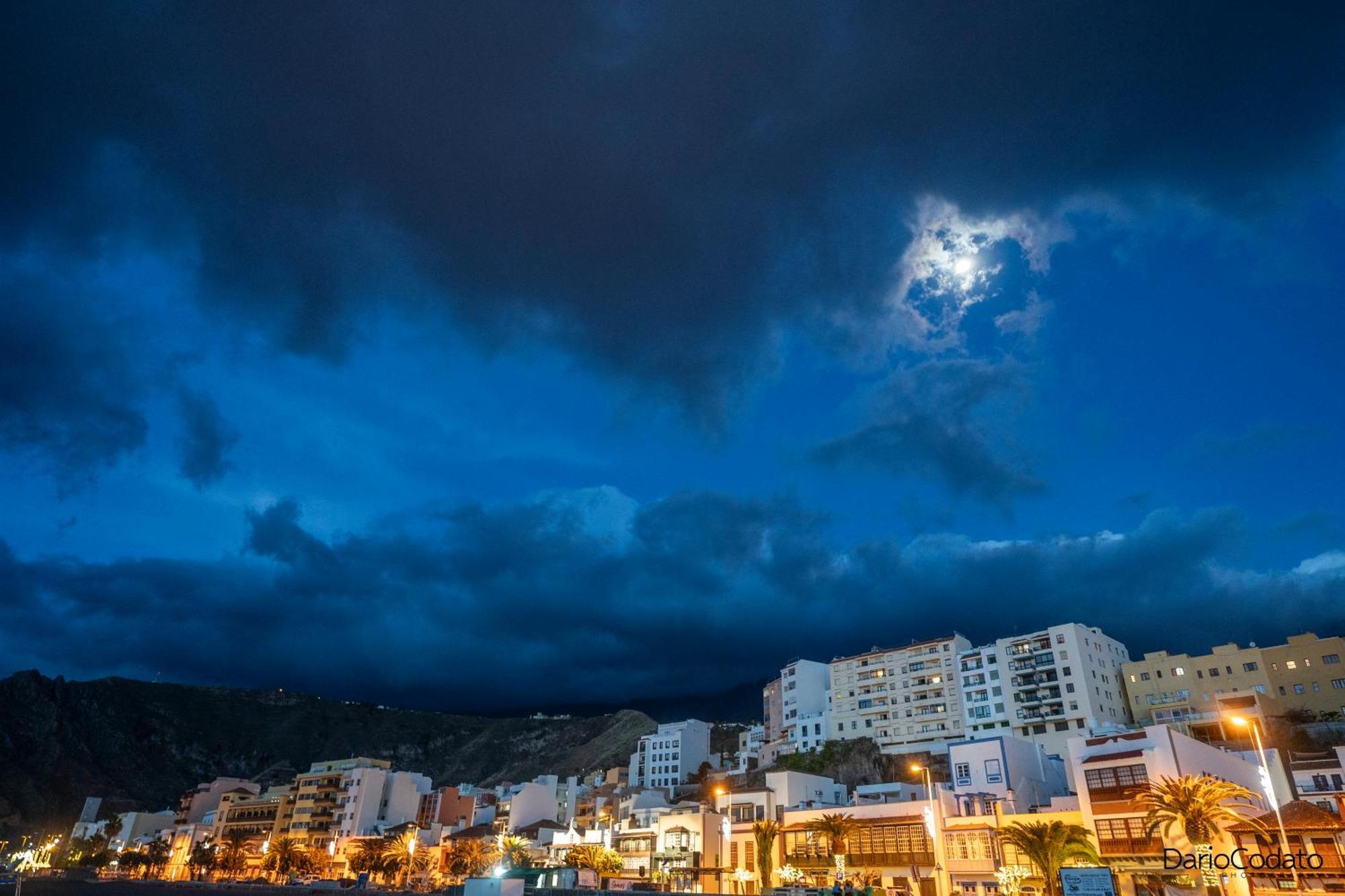 Atico Moderno - Out Of Blue Apartment Санта Круз де Ла Палма Екстериор снимка